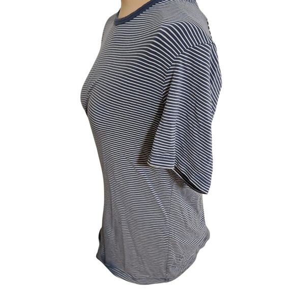 Lululemon striped crewneck men's - Picture 2 of 6